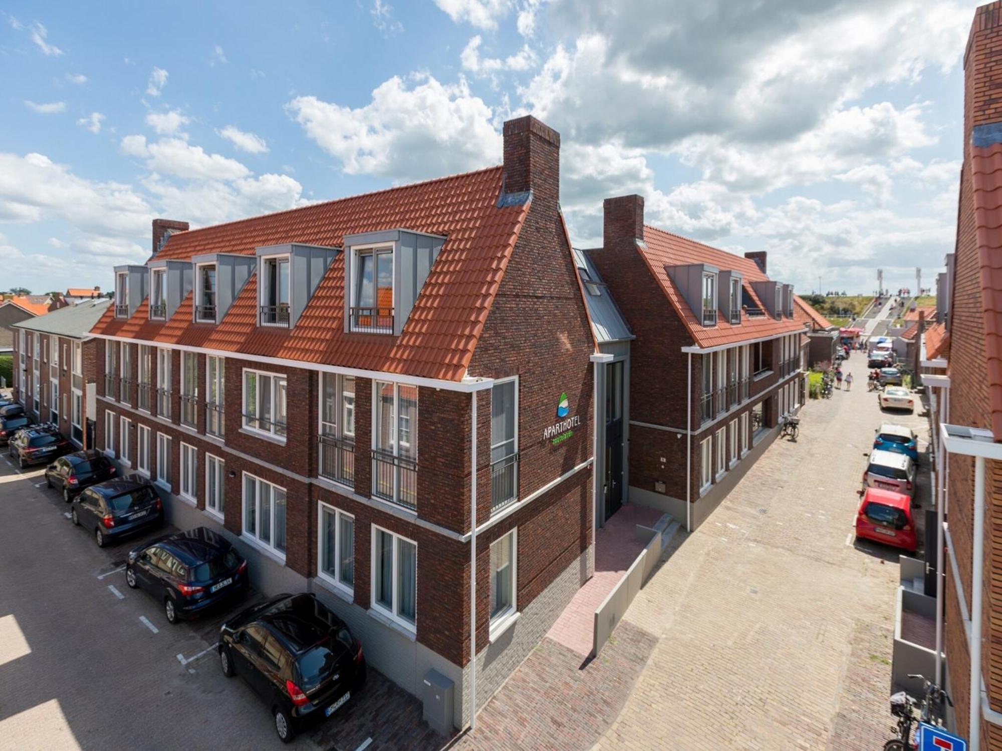 Lush Apartment In Zoutelande Near Beach Exterior photo
