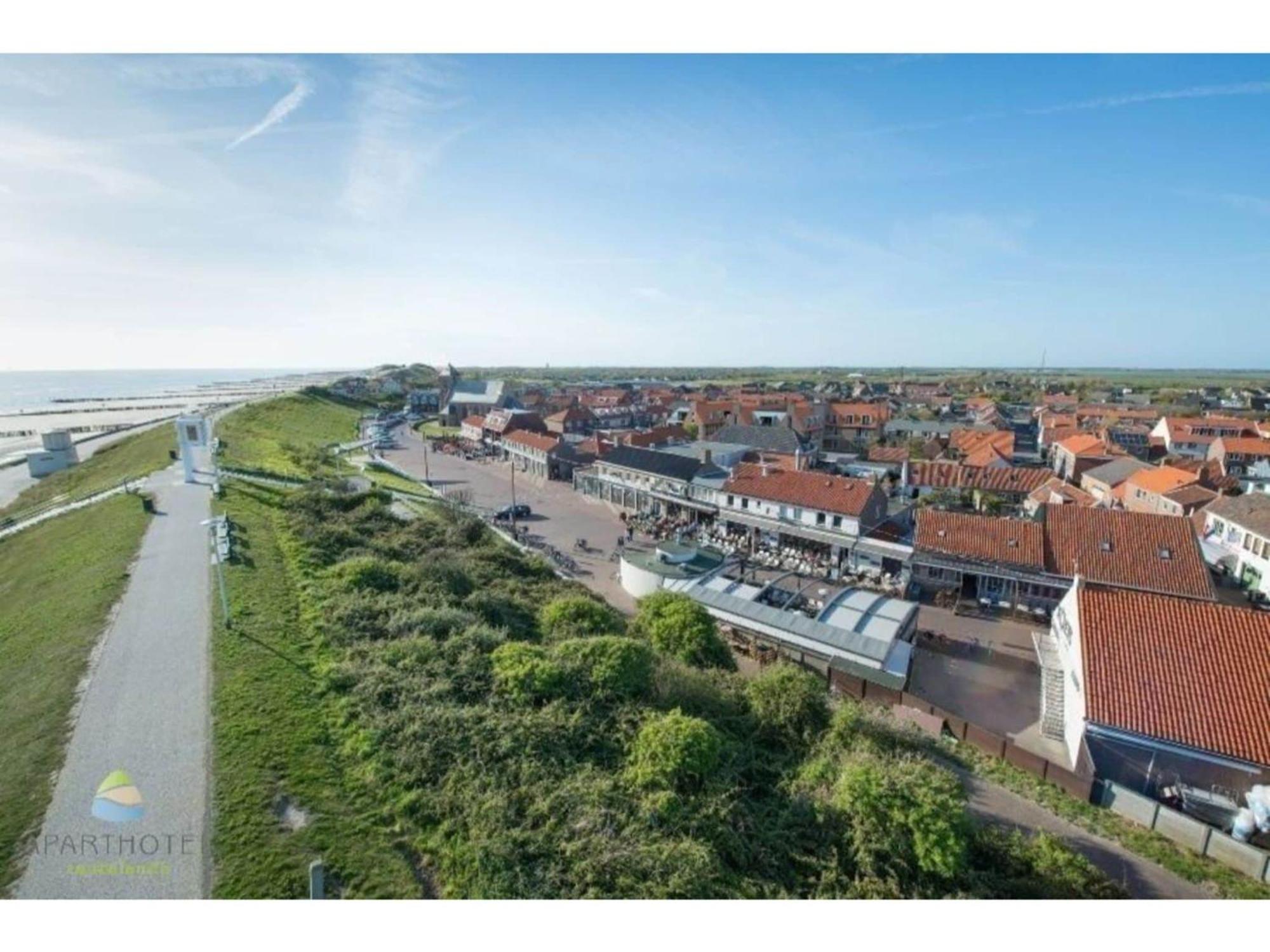 Lush Apartment In Zoutelande Near Beach Exterior photo
